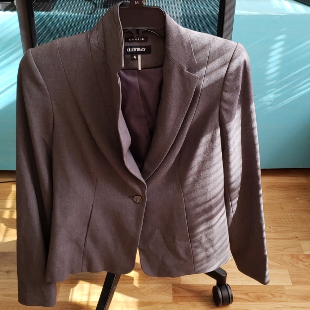 Ellen Tracy Suit Jacket size 4